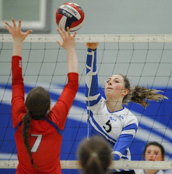 Danvers volleyball battles Dolphins in state semifinals tonight